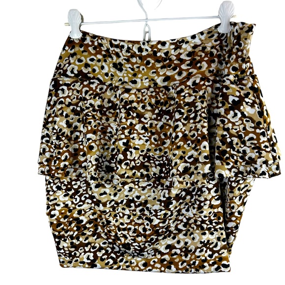torrid Dresses & Skirts - Torrid womens fitted animal print skirt with ruffle design size one or 1X